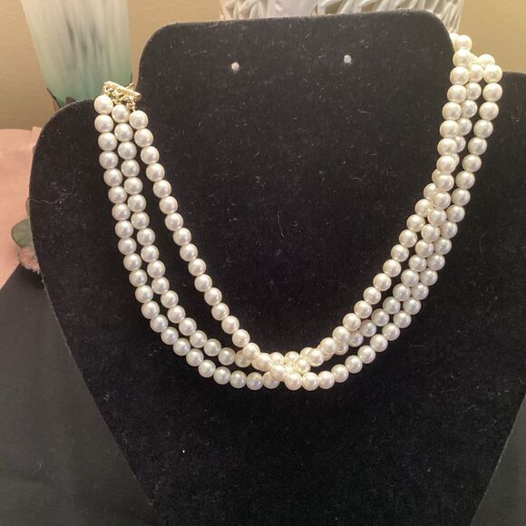 Faux Pearl 3 Strand Necklace with Goldtone Clasp and Extender - Picture 2 of 5